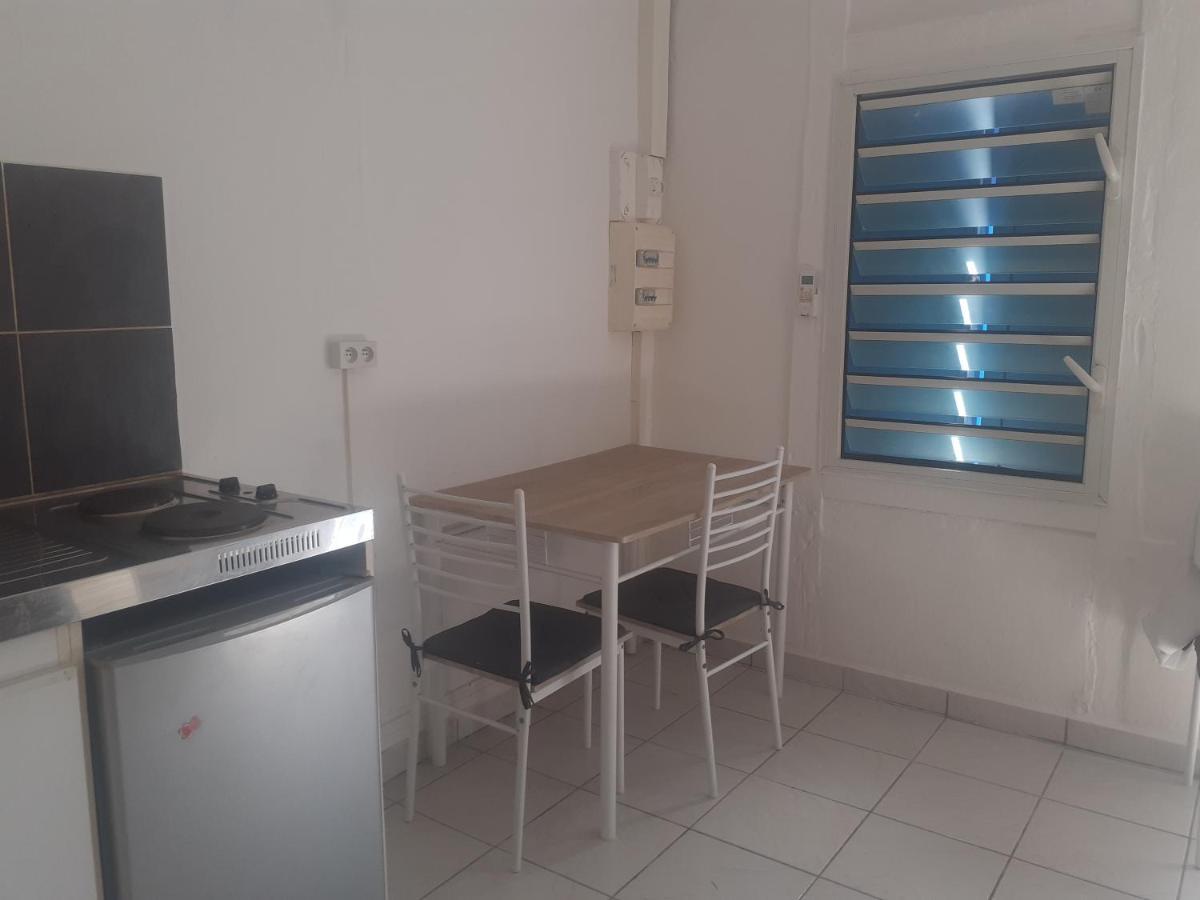 Petit Studio Kourou Bagian luar foto