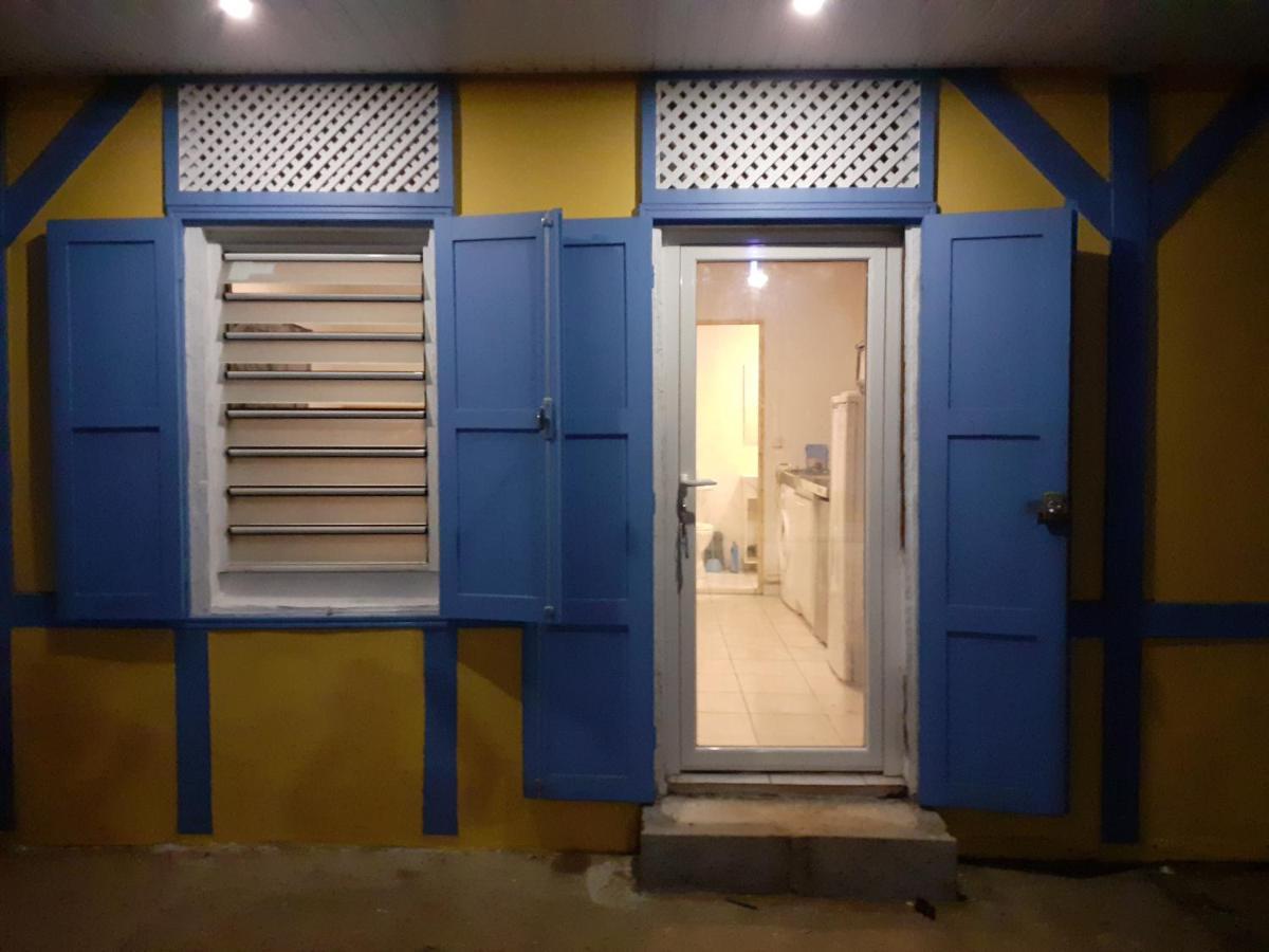 Petit Studio Kourou Bagian luar foto